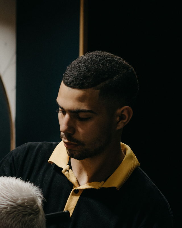 Marcus Vela at the chair
